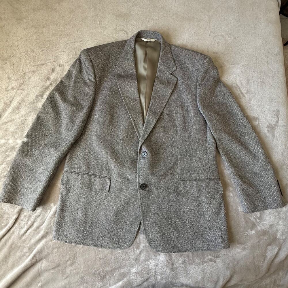 Versini Men's Gray Tweed Sport Coat Blazer 100% Silk 44 Short 2-Button